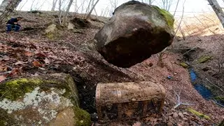 This is How I Found the Treasure That Had Been Hidden for Years! The Huge Rock Was a Trap!!!