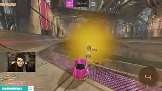 Kendine Müzisyen Rocket League Oynuyor
