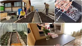 Дачный влог🏡•Глобальное расхламление и уборка•Садим всей семьей👨‍👩‍👧‍👧