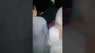 Kemesraan kakek dan nenek