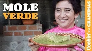 How to make Aunt Gabriela's Green Mole