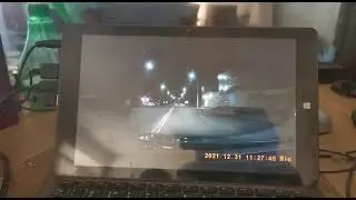 В Шахтах появилось видео: инормарка протаранила столб на Победа Революции