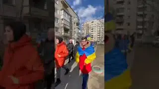 Жители временно оккупированного Токмака Запорожской области вышли на массовый митинг против армии РФ