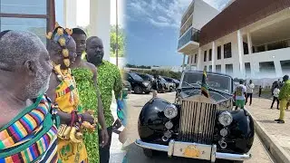😳Wow! Otumfour's 86-Year-Old Rolls Royce in a Luxury Cape Coast Apartment