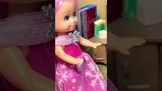 Вон из класса 😳 СМЕШНОЕ ВИДЕО  КУКЛЫ БАРБИ ЛОЛ  LOL 