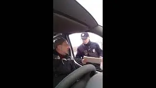 Киевские менты остановили активиста ДК-Донецк