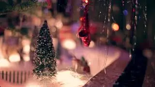 Brett Dennen - Christmas Train (Lyric Video)