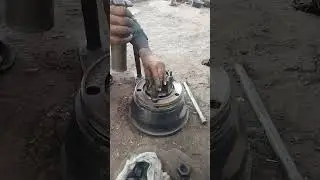 new bolt 🔩 ftting Isuzu NPR #youtubeshorts #automobile #alwayslookingforanewone