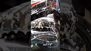 Honda Click 125i. Washing day na may kasamang kwentohan. Watch this!