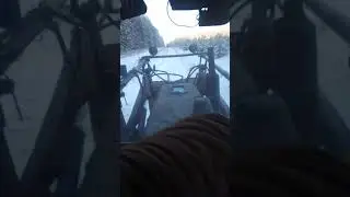ЗИЛ тащит трактор МТЗ! отказала рулевая !