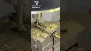 Car key cutting machine ￼