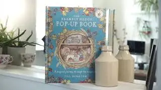 The Brambly Hedge Pop-Up Book
