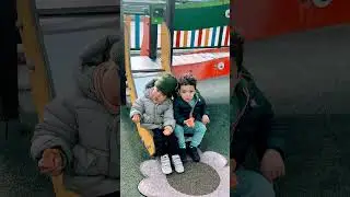 Logan y Darío en el parque