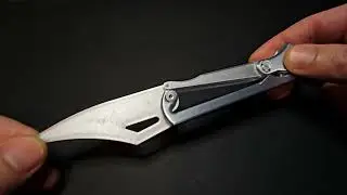 Articulated Folding Knife