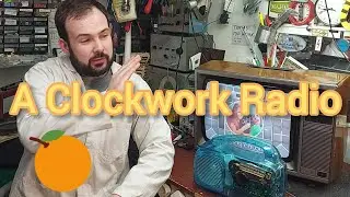 Freeplay clockwork radio