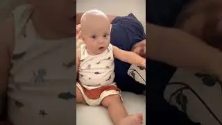 Милый Малыш в шоке о папы🫨🫣🤣 #шортс #shorts