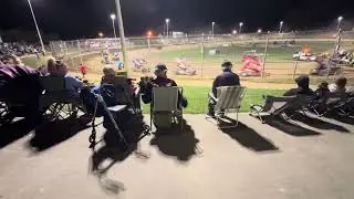 INSANE SPRINT CAR RACE!
