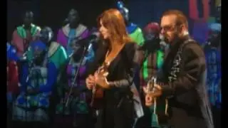 Carla Bruni-Sarkozy & Dave Stewart - Mandela Day Concert, 18.07.2009 (HQ)