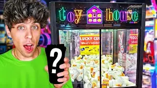 I FINALLY WON A Good Prize From A Mystery Cup Claw Machine!