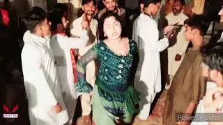 Gut Gut Pe Jaani:Pakistani Dance parfum Mujhra in Basti Malook