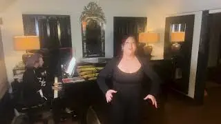 Jessica Tivens-Schneiderman, soprano -  Es gibt ein Reich from Ariadne auf Naxos