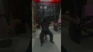 chest 90 kg light weight 12 reps #ytshorts #ytshorts #gym #gymworkout #chestworkout #90kg #explore