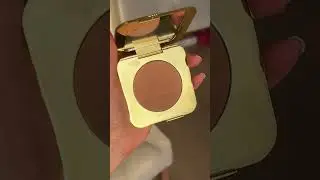 The most beautiful bronzer in the world😍 