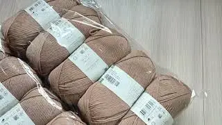 New yarn arrivals. /New from Alizé/Lots of warm, non-prickly yarn.