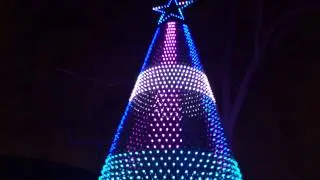 Amazing Christmas Tree Lawn Lights