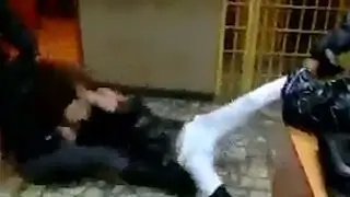 шалавьё в мусарне грызёться