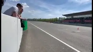 Leon CUPRA 4x4 TDI 3xx hp vs Corvette 7xx hp