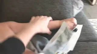 TICKLE FIGHT!