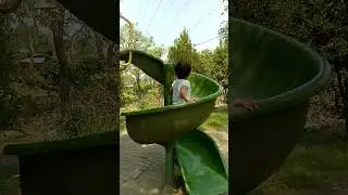 main di taman abimana.  #mainananak #main #mainan #dholanan