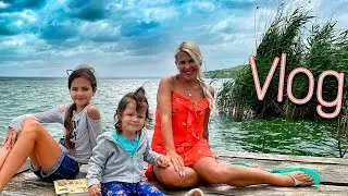 SUMMER VLOG: ПРОКОЛОЛИ УШИ !! Едем на дачу и на пляж | Alice gets her ears pierced !!