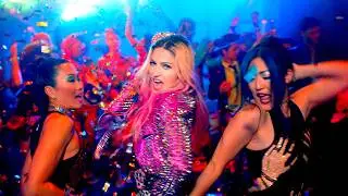 Madonna - Bitch I'm Madonna ft. Nicki Minaj