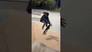 The Art of Skateboarding 🛹🎌 #random #old #skate #clips #skatepark #vans #sponsorme #professional