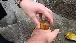 hand crush