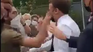 Ça secoue Internet: le président Macron s'est fait giflé par un homme dans le publique...