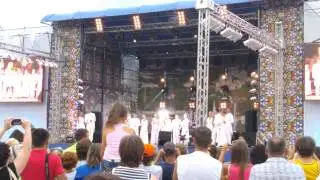MOV 0172