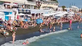 14 июля 2022 Какая погода в сочи в июле? Много ли людей на пляже?