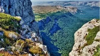 Горный Крым. Горы и скалы Крыма./ The mountains and cliffs of the Crimea.