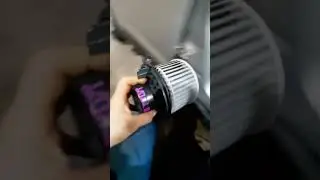 Replacing the Nissan Tiida interior heater motor