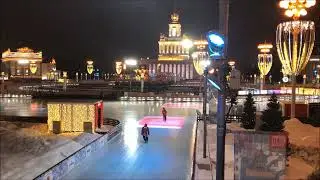 Новогодняя сказка на ВДНХ в 2022 году: световые фигуры, иллюминация, каток, очень красиво!
