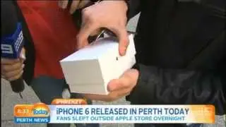 First iPhone 6 sold in Perth is dropped by kid during an interview