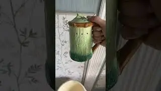 Кружка «Напейся не облейся». А вы знаете , как из нее пить?