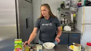 how to make easy diy plant based recipe pineapple coconut overnight oats