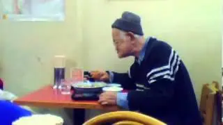 宇宙人　カゼッタ岡