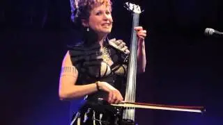 Unwoman performing 