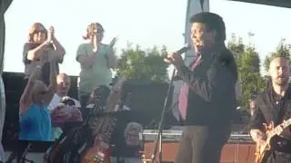 CHUBBY CHECKER "THE TWIST/LET'S TWIST AGAIN" LIVE @ THUNDER VALLEY CASINO 6/18/16