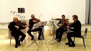 Онлайн-концерт «Зимний вечер в кругу друзей»
